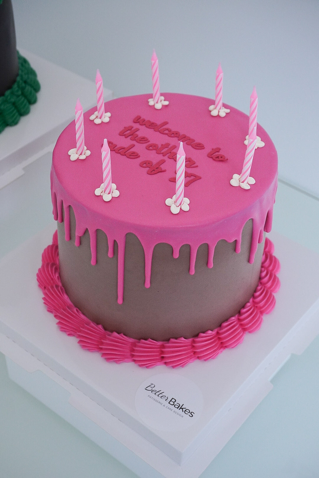 Bi Colour Custom Round Cakes