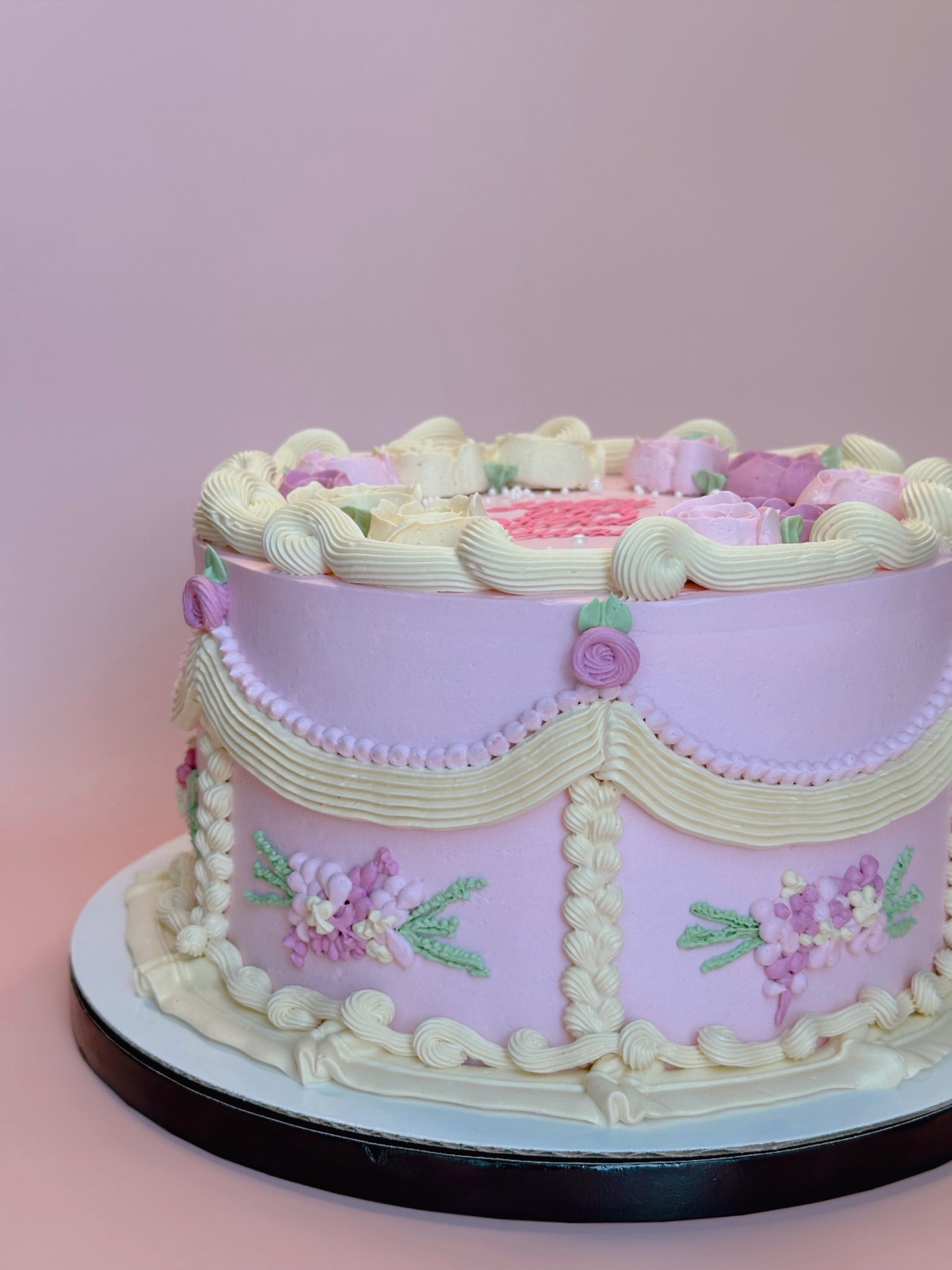 Barroco Custom Cakes