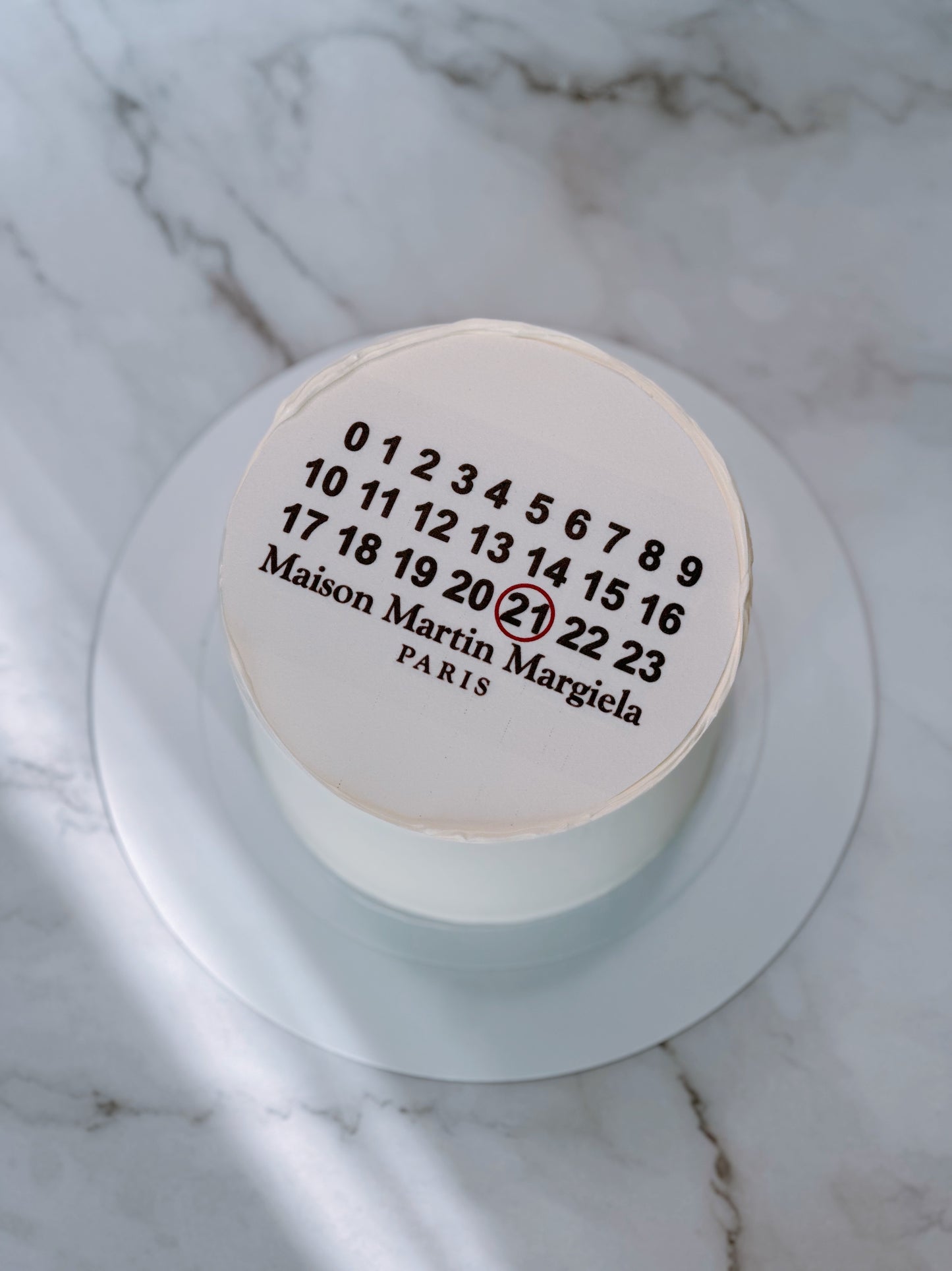 Printed Top Round Cakes