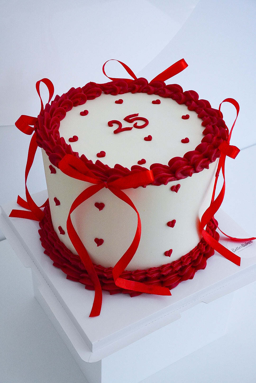 Bi Colour Custom Round Cakes