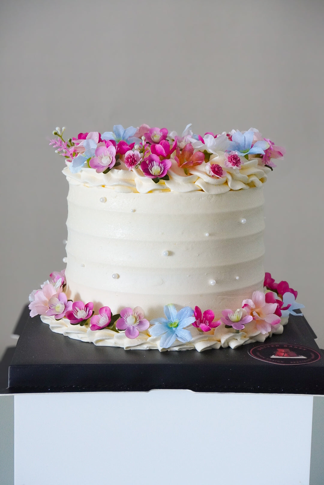 Floral Round Cakes