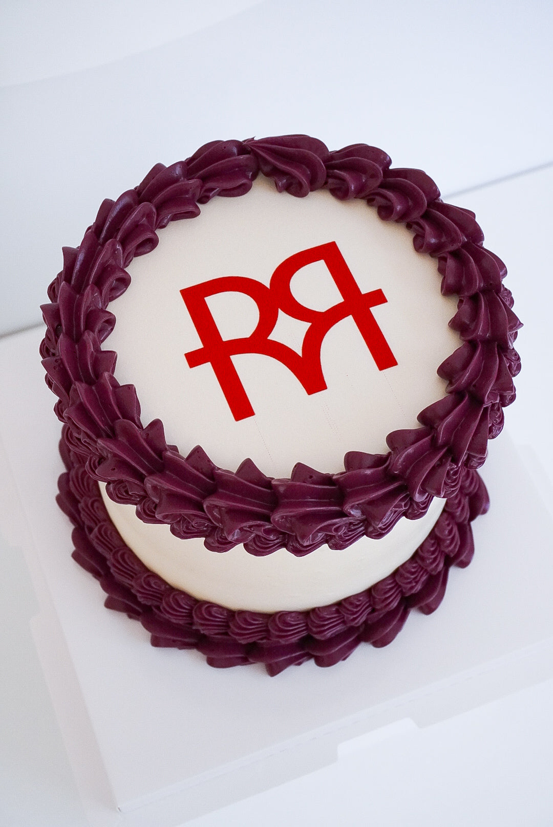 Printed Top Round Cakes